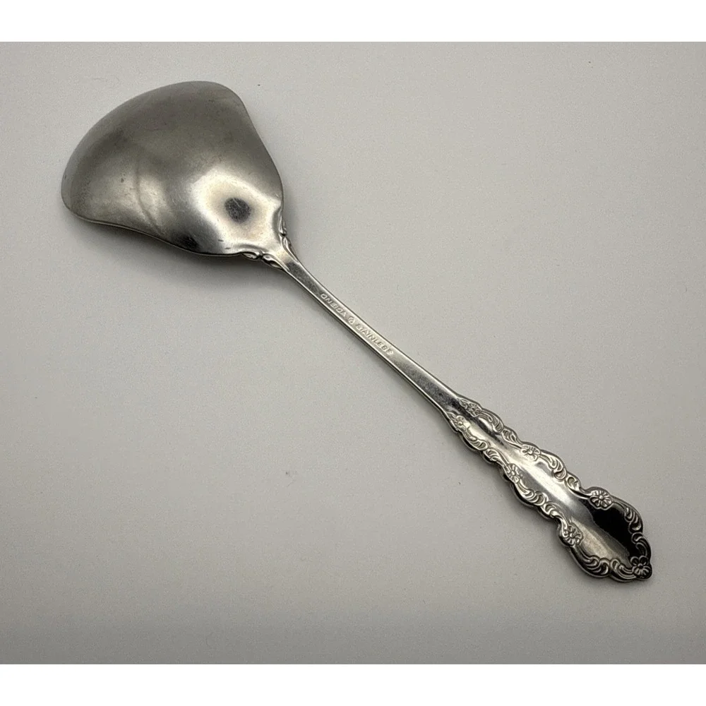 Oneida Shelley Heirloom Casserole Serving Spoon Stainless 8 3/4 In Cube Mark